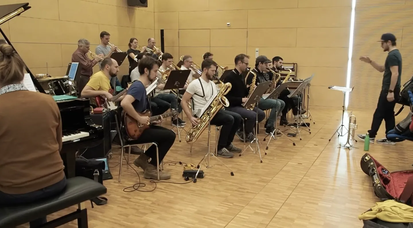 FidelisBigBand bei einer Probe